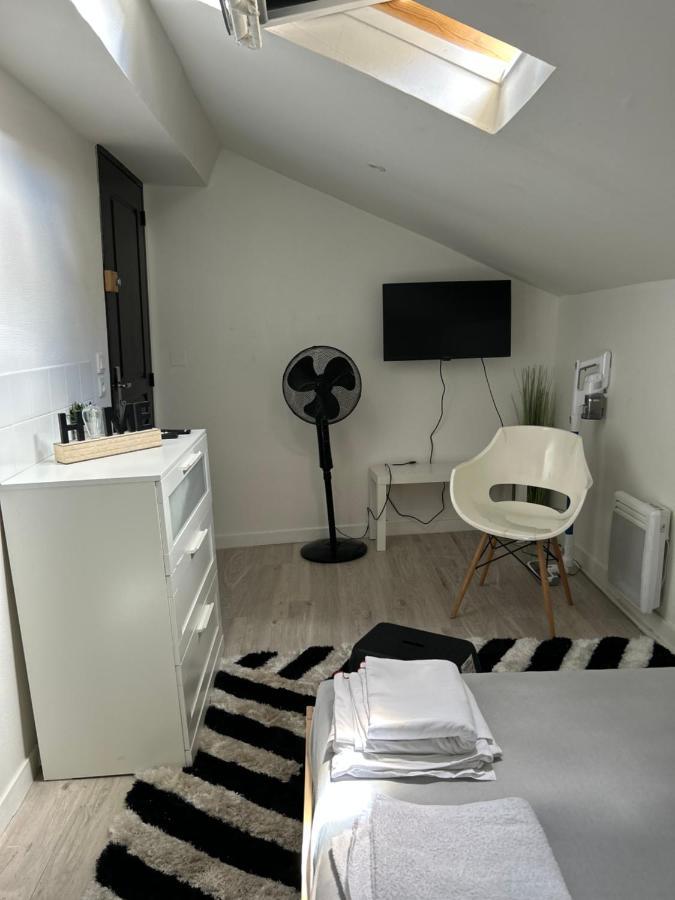 Petit Appartement T2 A 5 Min De La Gare Bordeaux Exterior photo